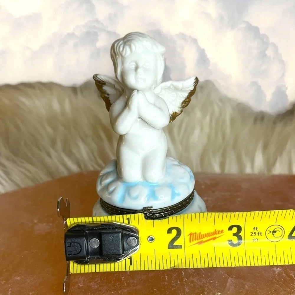 Vintage White Porcelain Cherub/Angel Hinged Trinket Pill Box